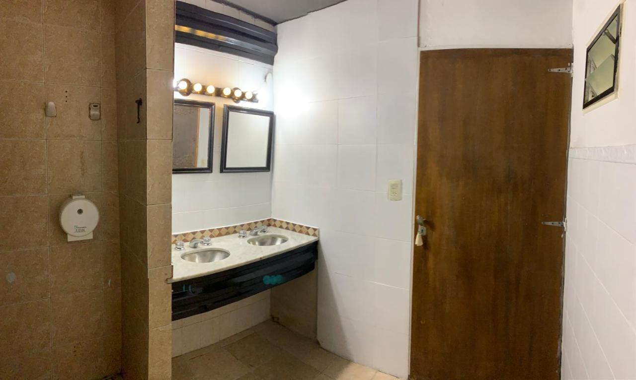 Bed 6-Bed Dormitory Room,1469937212:JPEG